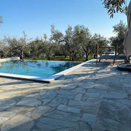 Marouda Holiday home *