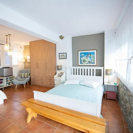 Semesterbostad Marouda