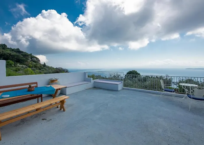 Case de vacanță Marouda Glossa