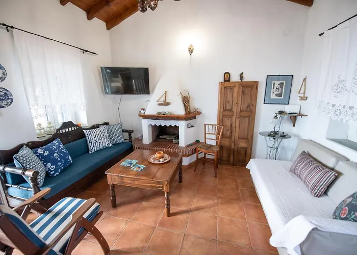 Marouda Case de vacanță Glossa