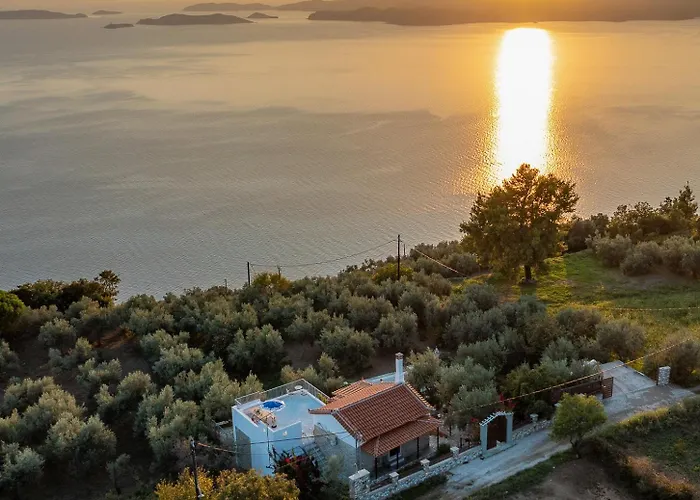 Case de vacanță Marouda Glossa