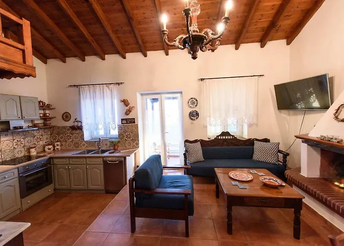 Case de vacanță Marouda Glossa